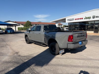 2027 RAM Ram 3500 RAM 3500 LARAMIE CREW CAB 4X4 8' BOX