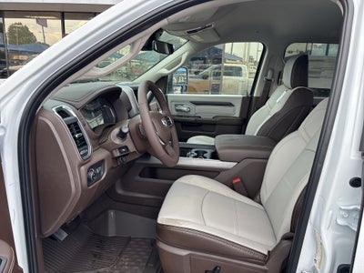 2027 RAM Ram 3500 RAM 3500 LARAMIE CREW CAB 4X4 8' BOX
