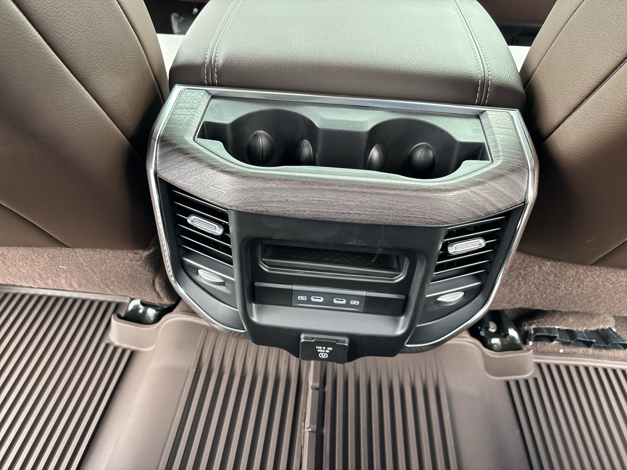 2027 RAM Ram 3500 RAM 3500 LARAMIE CREW CAB 4X4 8' BOX