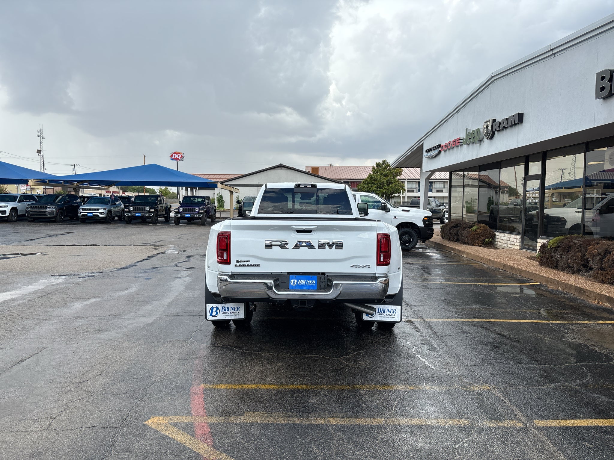 2027 RAM Ram 3500 RAM 3500 LARAMIE CREW CAB 4X4 8' BOX