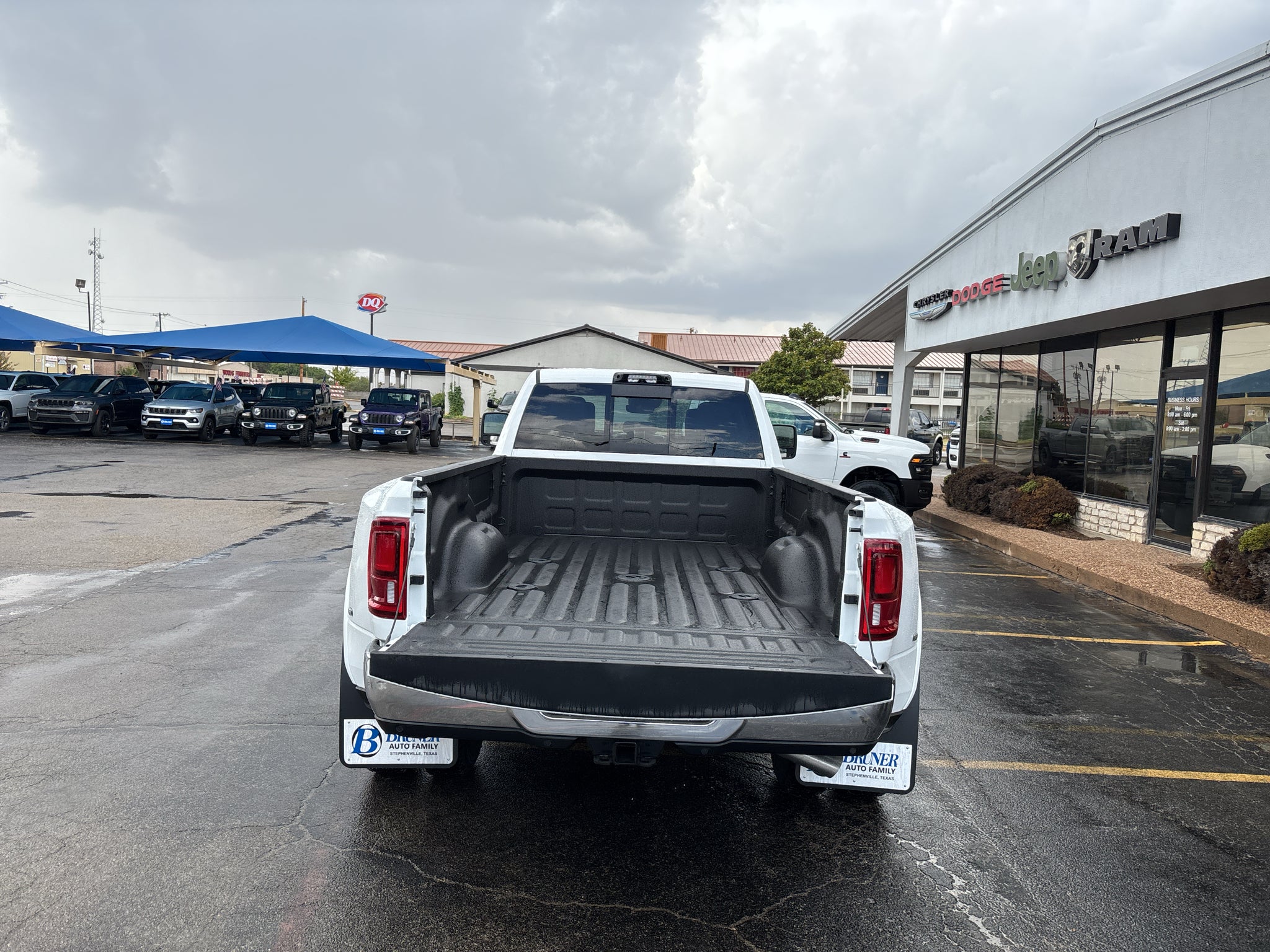 2027 RAM Ram 3500 RAM 3500 LARAMIE CREW CAB 4X4 8' BOX