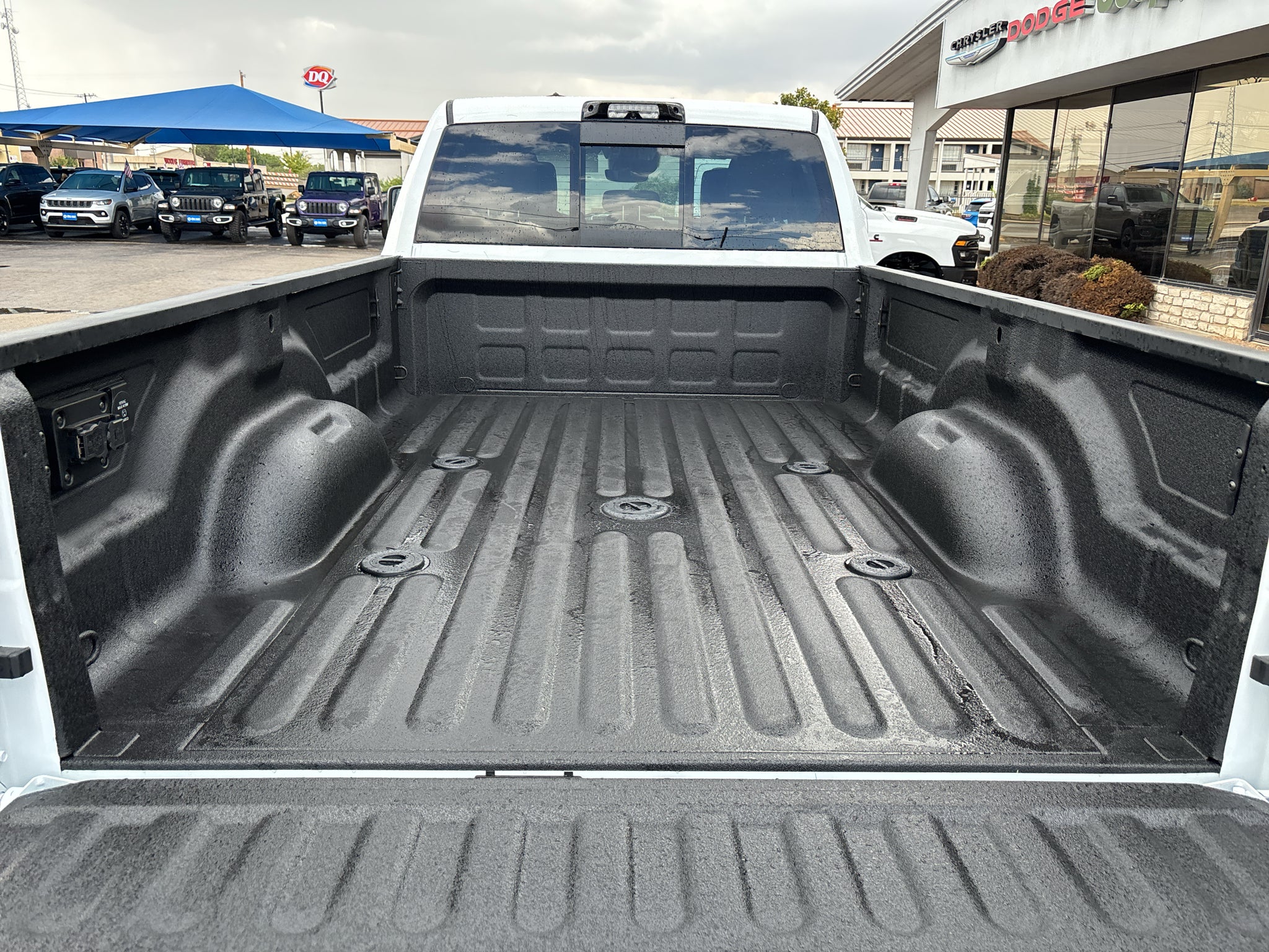 2027 RAM Ram 3500 RAM 3500 LARAMIE CREW CAB 4X4 8' BOX