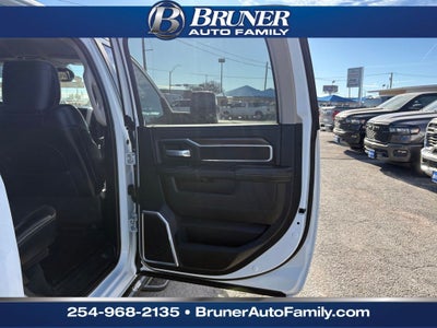 2024 RAM 3500 Laramie Crew Cab 4x4 8' Box