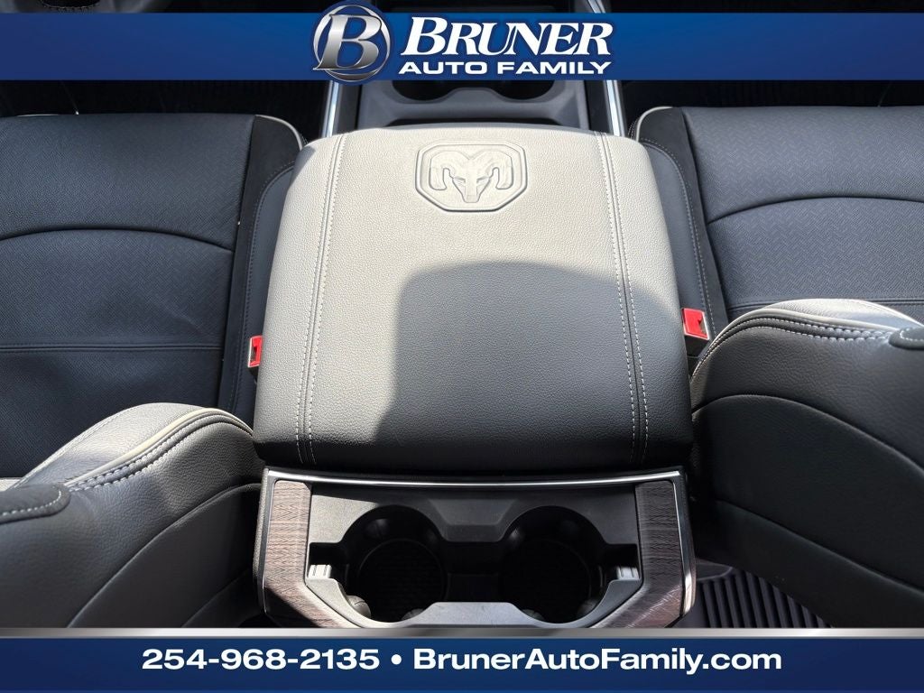 2026 RAM Ram 3500 RAM 3500 LARAMIE CREW CAB 4X4 8' BOX