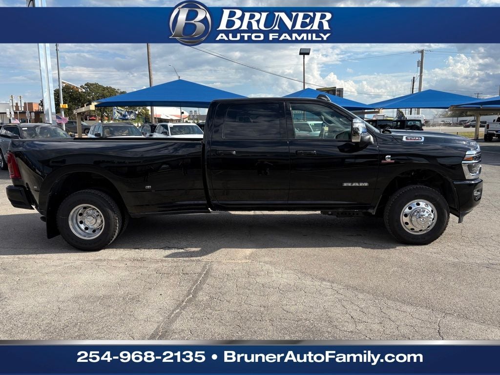 2026 RAM Ram 3500 RAM 3500 LARAMIE CREW CAB 4X4 8' BOX