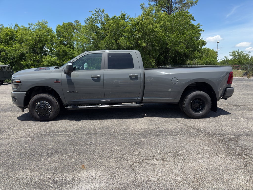 2026 RAM Ram 3500 RAM 3500 LARAMIE CREW CAB 4X4 8' BOX