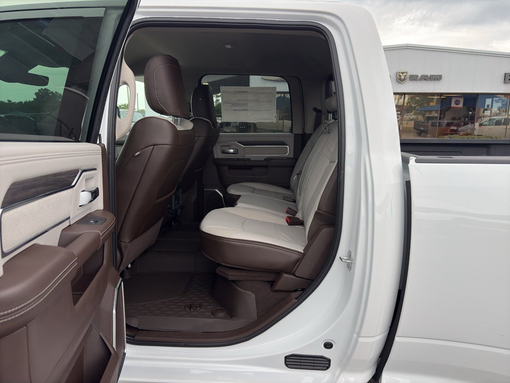 2026 RAM Ram 3500 RAM 3500 LARAMIE CREW CAB 4X4 8' BOX