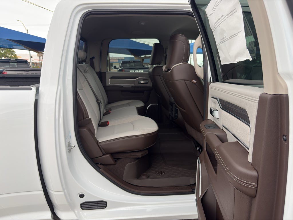 2026 RAM Ram 3500 RAM 3500 LARAMIE CREW CAB 4X4 8' BOX