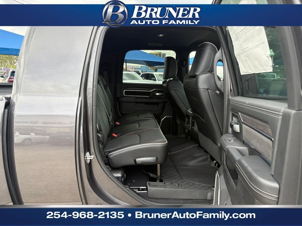 2026 RAM Ram 3500 RAM 3500 LARAMIE MEGA CAB 4X4 6'4' BOX