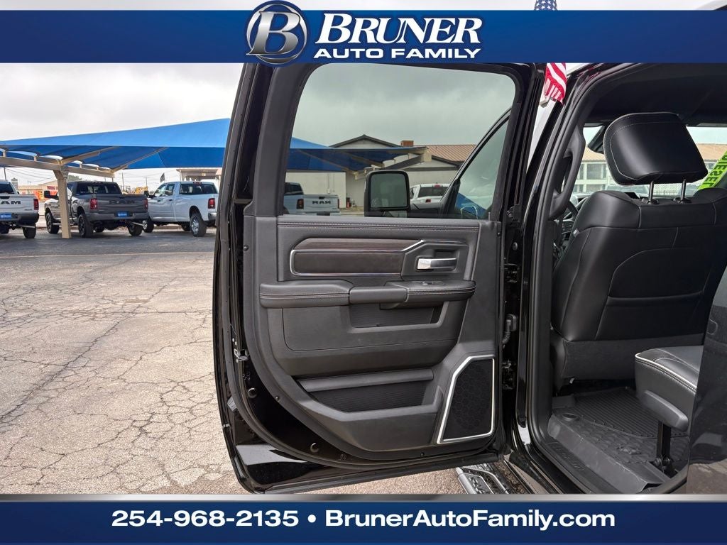 2026 RAM Ram 3500 RAM 3500 LARAMIE MEGA CAB 4X4 6'4' BOX