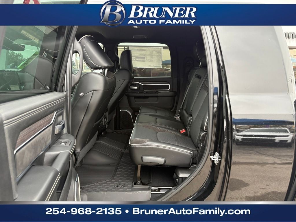 2026 RAM Ram 3500 RAM 3500 LARAMIE MEGA CAB 4X4 6'4' BOX