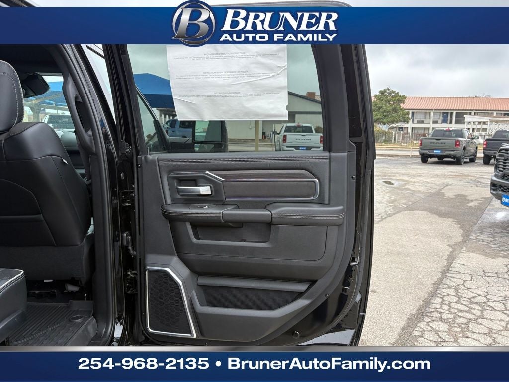 2026 RAM Ram 3500 RAM 3500 LARAMIE MEGA CAB 4X4 6'4' BOX