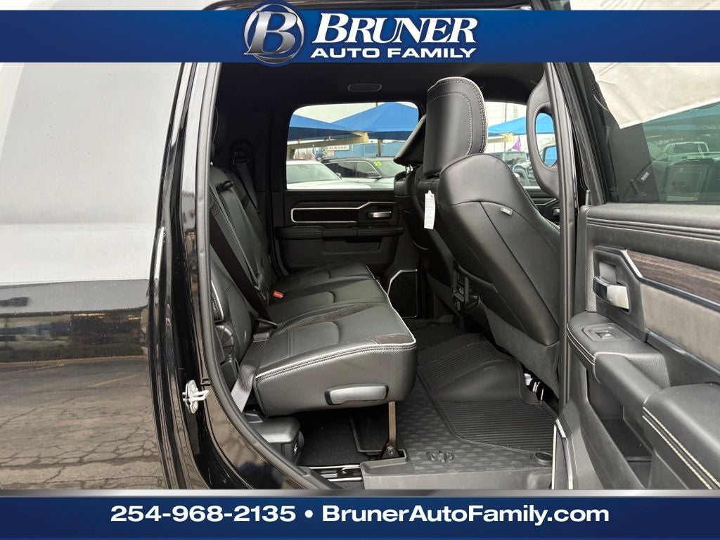 2026 RAM Ram 3500 RAM 3500 LARAMIE MEGA CAB 4X4 6'4' BOX