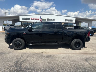 2027 RAM Ram 3500 RAM 3500 LARAMIE MEGA CAB 4X4 6'4' BOX