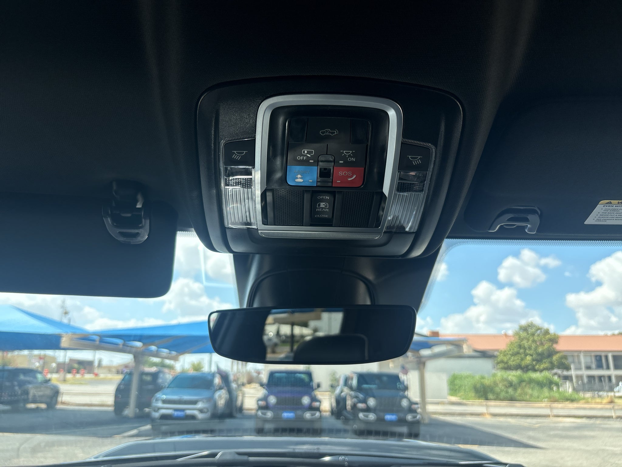 2027 RAM Ram 3500 RAM 3500 LARAMIE MEGA CAB 4X4 6'4' BOX