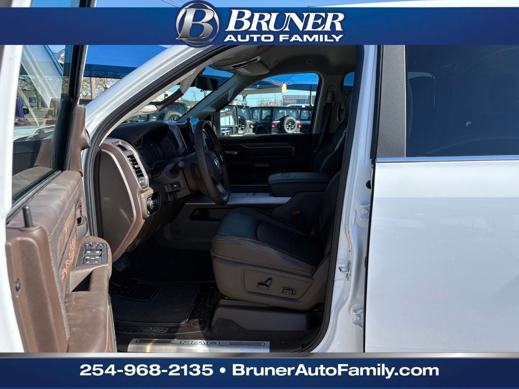 2026 RAM Ram 3500 RAM 3500 LIMITED LONGHORN MEGA CAB 4X4 6'4' BOX