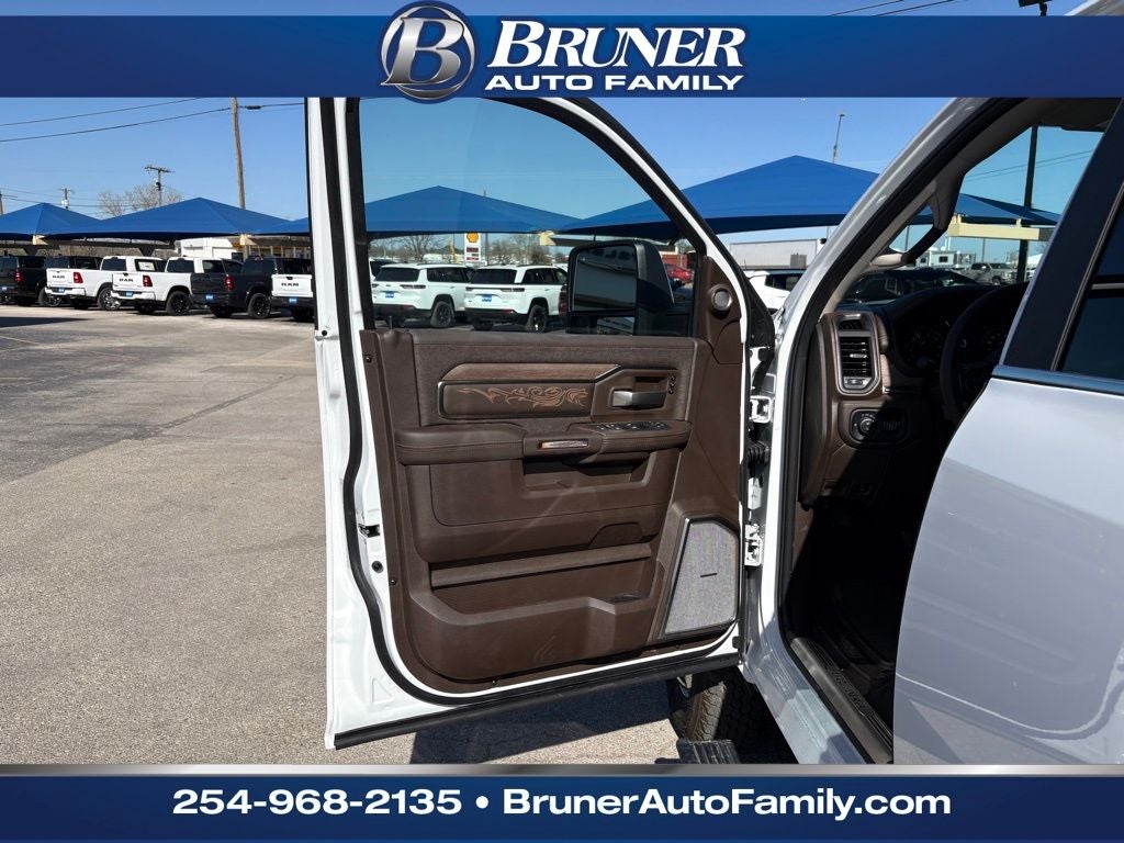 2026 RAM Ram 3500 RAM 3500 LIMITED LONGHORN MEGA CAB 4X4 6'4' BOX