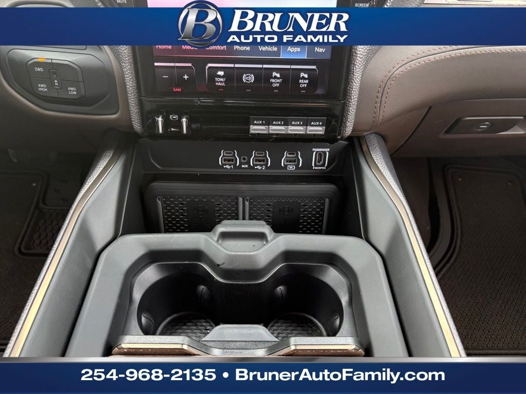 2026 RAM Ram 3500 RAM 3500 LIMITED LONGHORN CREW CAB 4X4 8' BOX