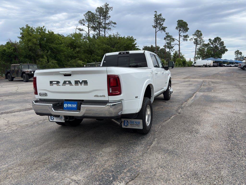 2026 RAM Ram 3500 RAM 3500 LIMITED LONGHORN CREW CAB 4X4 8' BOX