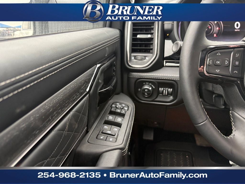 2026 RAM Ram 3500 RAM 3500 LIMITED CREW CAB 4X4 8' BOX