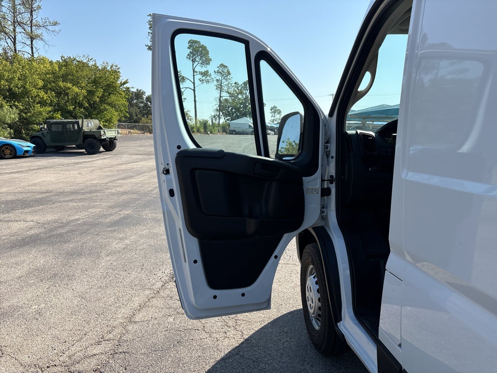 2027 RAM ProMaster Cargo Van Tradesman