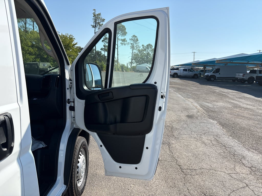 2027 RAM ProMaster Cargo Van Tradesman