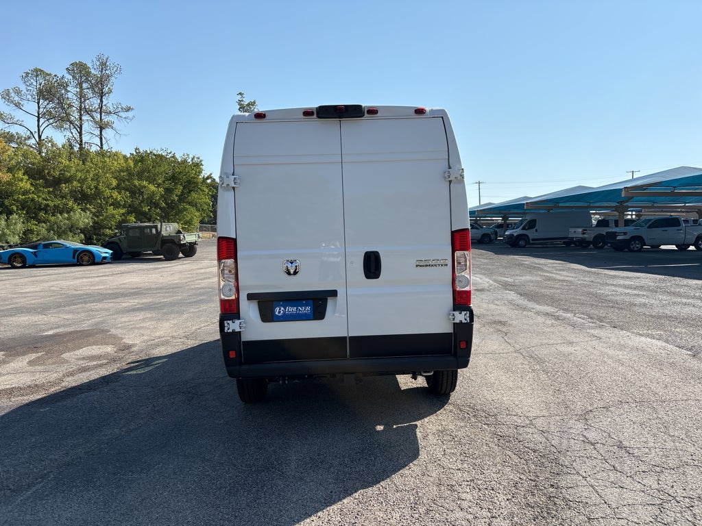 2027 RAM ProMaster Cargo Van Tradesman