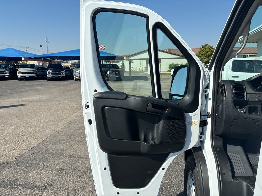 2027 RAM ProMaster Cargo Van Tradesman