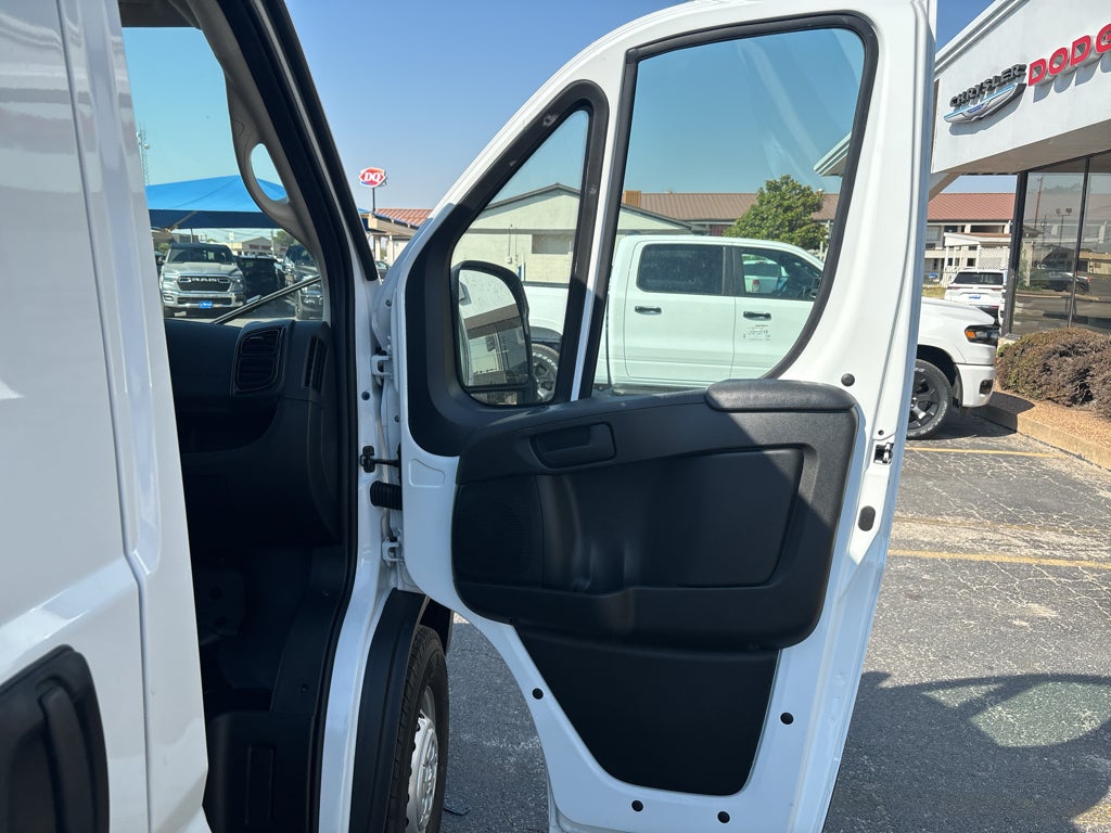 2027 RAM ProMaster Cargo Van Tradesman