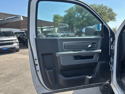 2017 RAM 2500 Tradesman Regular Cab 4x4 8' Box
