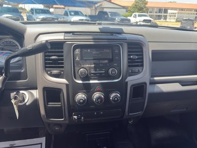 2017 RAM 2500 Tradesman Regular Cab 4x4 8' Box