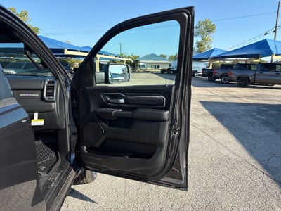 2026 RAM 1500 RAM 1500 LONE STAR CREW CAB 4X4 5'7' BOX