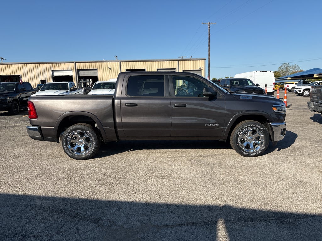 2026 RAM 1500 RAM 1500 LONE STAR CREW CAB 4X4 5'7' BOX