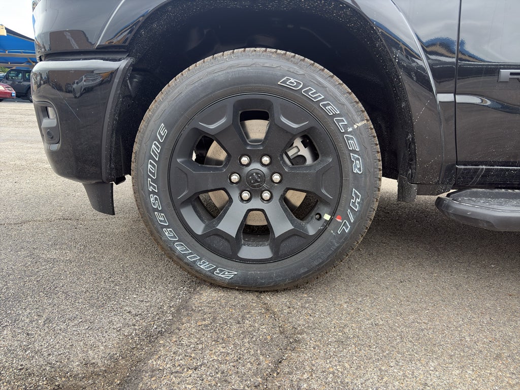2026 RAM Ram 1500 RAM 1500 LONE STAR CREW CAB 4X4 5'7' BOX