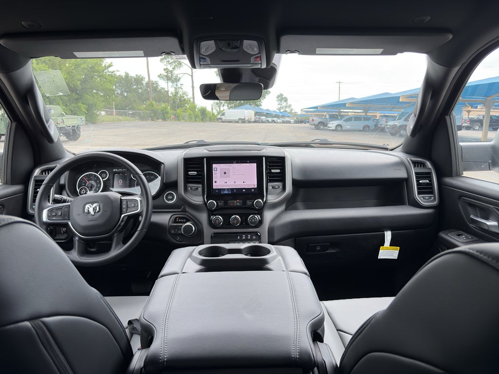 2026 RAM Ram 1500 RAM 1500 TRADESMAN CREW CAB 4X4 5'7' BOX