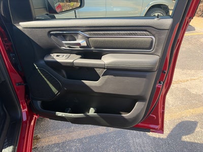 2027 RAM Ram 1500 RAM 1500 LONE STAR CREW CAB 4X4 5'7' BOX