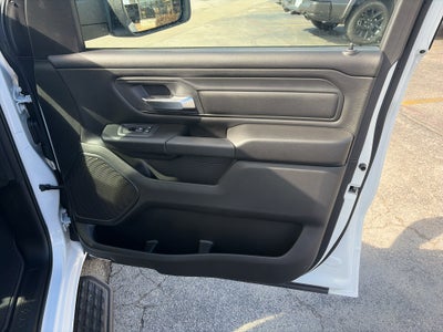 2027 RAM Ram 1500 RAM 1500 EXPRESS CREW CAB 4X4 5'7' BOX