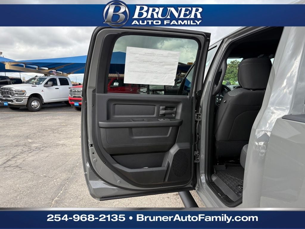 2026 RAM Ram 2500 RAM 2500 TRADESMAN CREW CAB 4X4 6'4' BOX