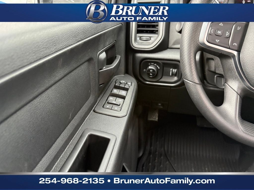 2026 RAM Ram 2500 RAM 2500 TRADESMAN CREW CAB 4X4 6'4' BOX