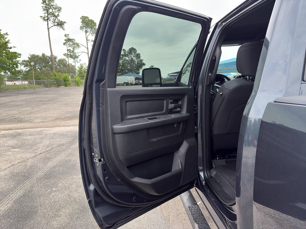 2026 RAM Ram 2500 RAM 2500 WARLOCK CREW CAB 4X4 6'4' BOX