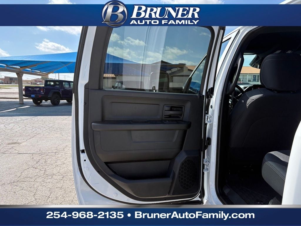 2026 RAM Ram 2500 RAM 2500 TRADESMAN CREW CAB 4X4 6'4' BOX