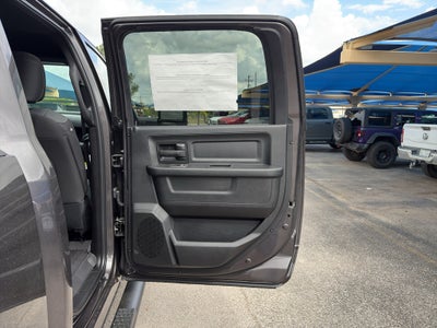 2026 RAM Ram 2500 RAM 2500 BLACK EXPRESS CREW CAB 4X4 6'4' BOX