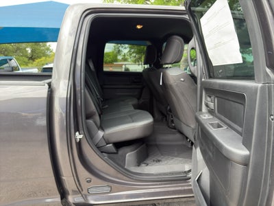 2026 RAM Ram 2500 RAM 2500 BLACK EXPRESS CREW CAB 4X4 6'4' BOX