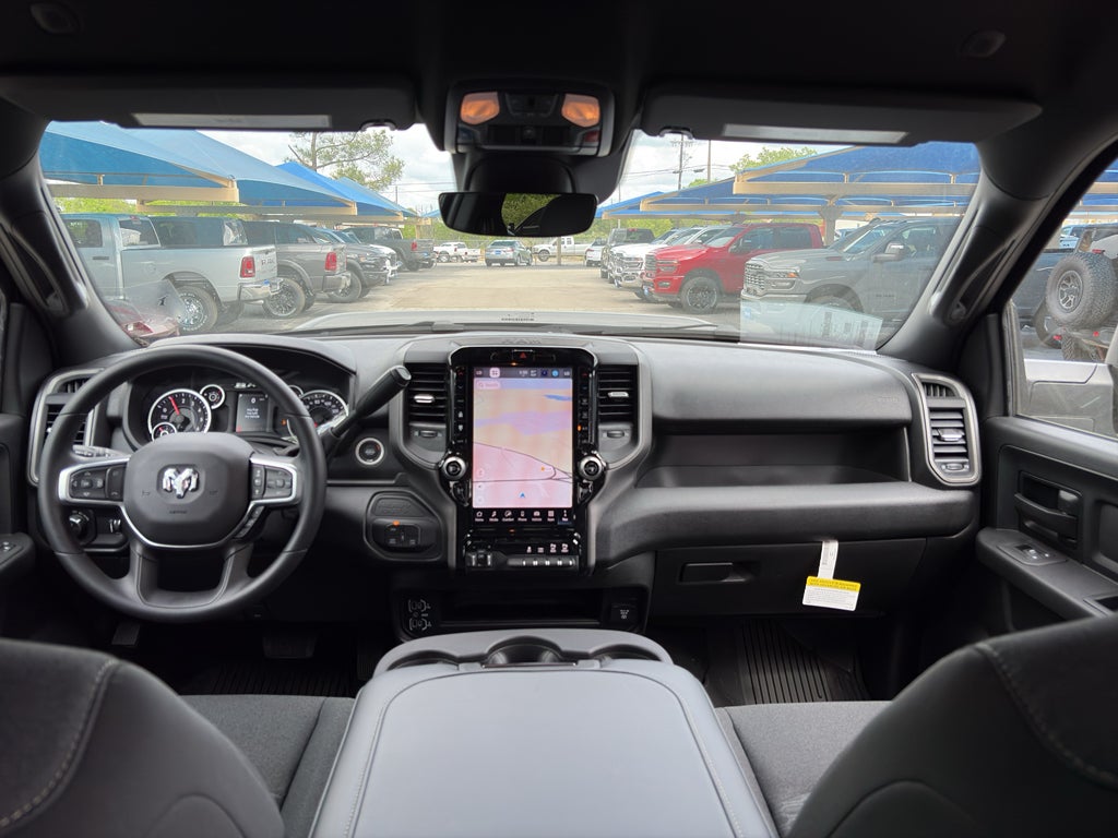 2026 RAM Ram 2500 RAM 2500 BLACK EXPRESS CREW CAB 4X4 6'4' BOX