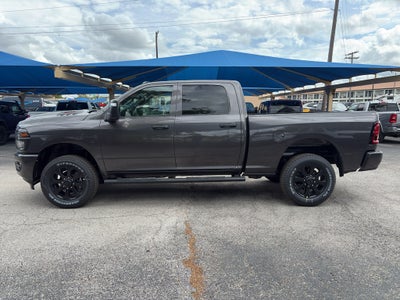 2026 RAM Ram 2500 RAM 2500 BLACK EXPRESS CREW CAB 4X4 6'4' BOX
