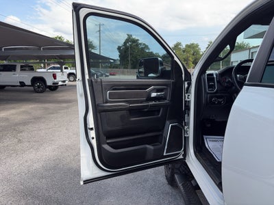 2022 RAM 2500 Laramie Crew Cab 4x4 6'4' Box