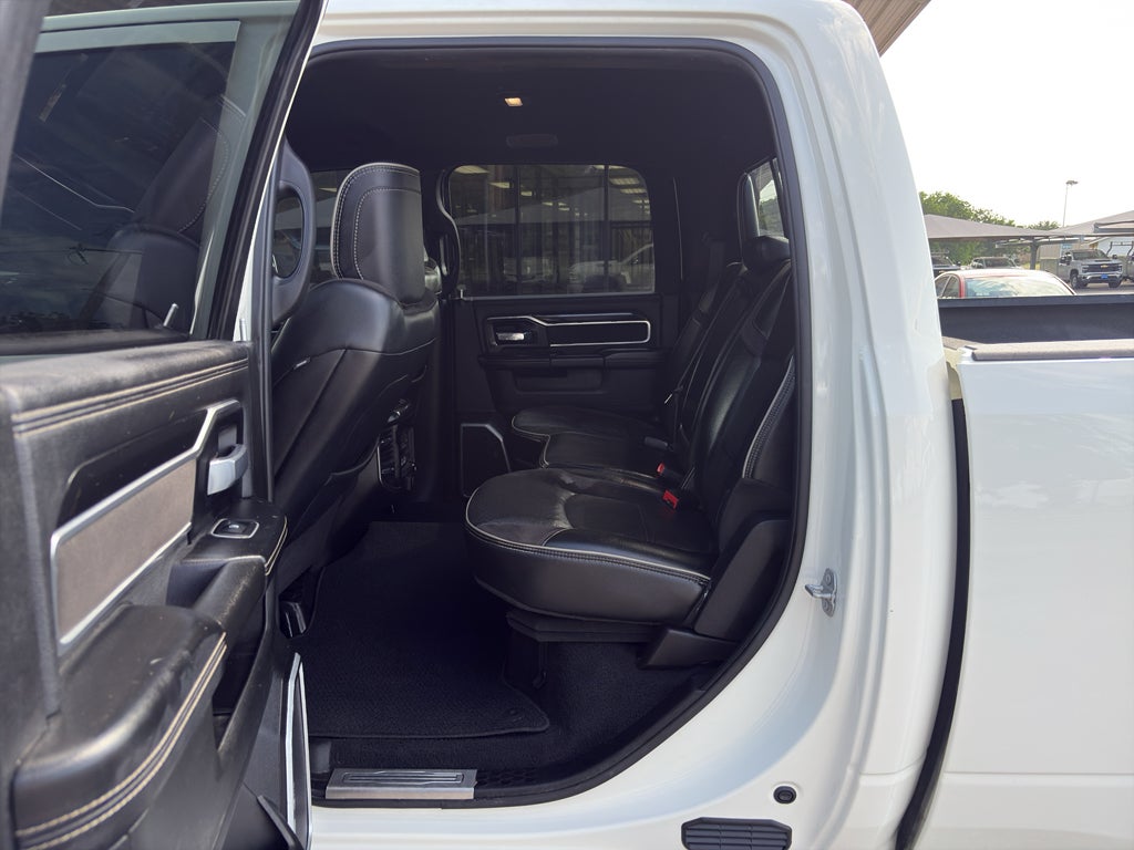 2022 RAM 2500 Laramie Crew Cab 4x4 6'4' Box