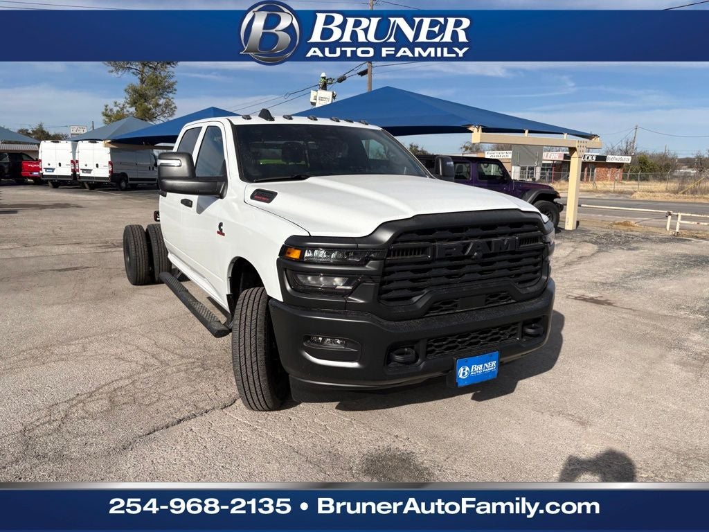 2026 RAM Ram 3500 Chassis Cab RAM 3500 TRADESMAN CREW CAB CHASSIS 4X4 60' CA