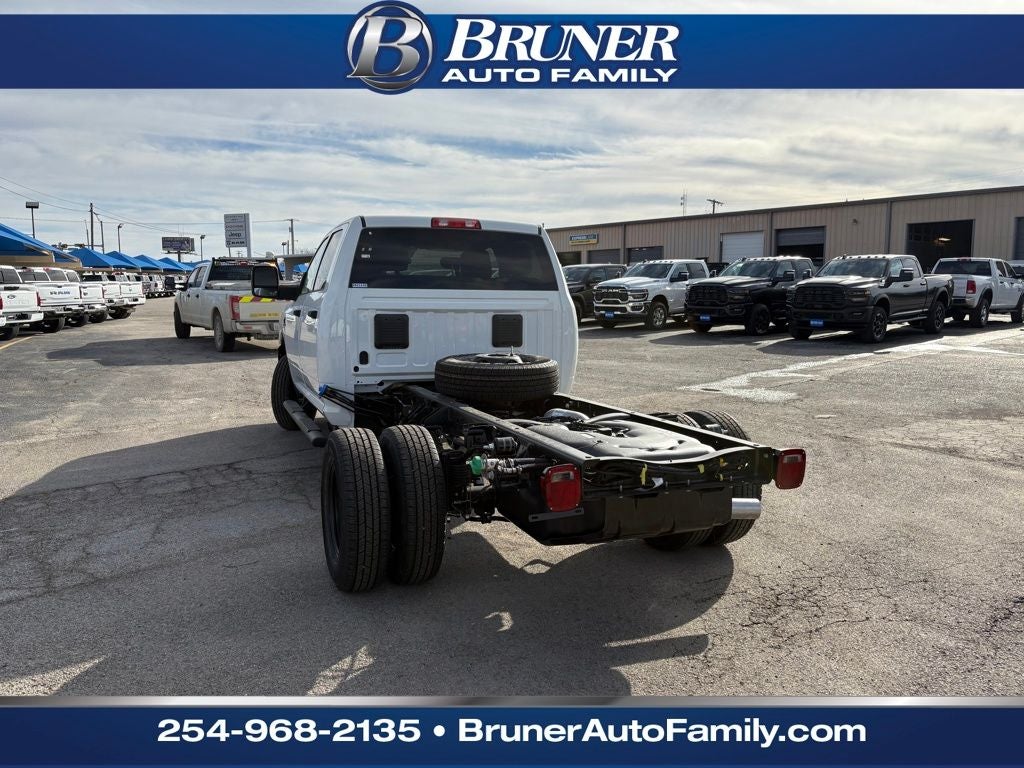2026 RAM Ram 3500 Chassis Cab RAM 3500 TRADESMAN CREW CAB CHASSIS 4X4 60' CA