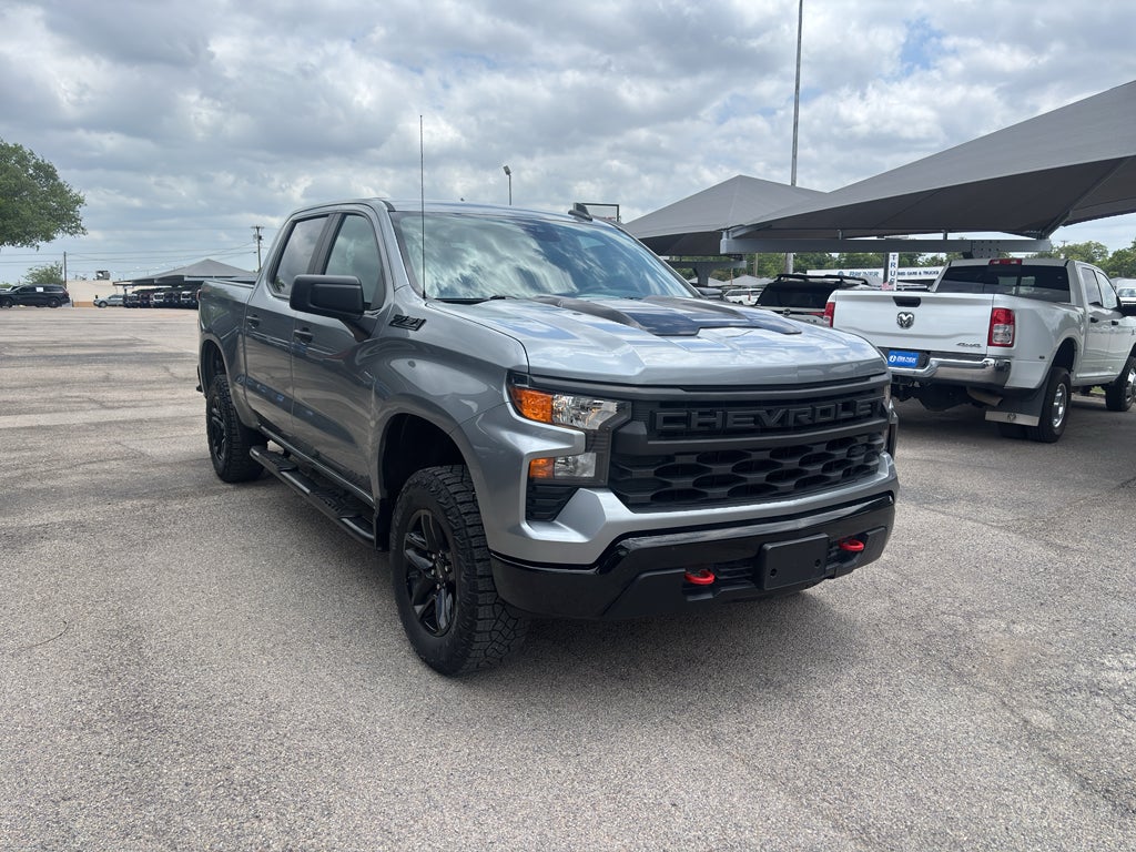 2024 Chevrolet Silverado 1500 4WD Crew Cab Short Bed Custom Trail Boss